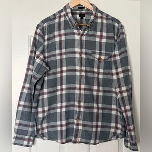 J.Crew Slim Fit Flannel Shirt Men’s XL | Gray Red Plaid Button-Down